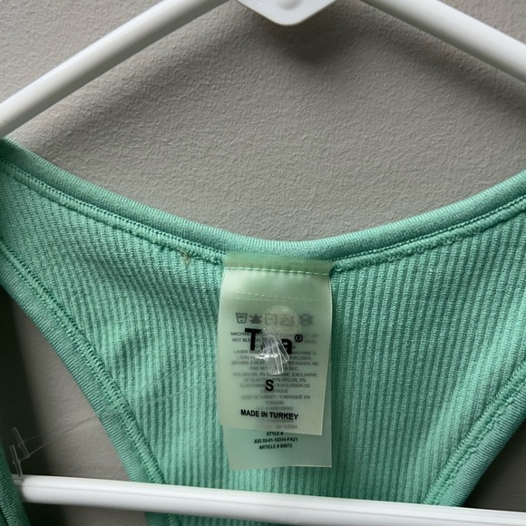 TNA Mint Green Ribbed V-Neck Tank Top - Picture 3 of 4